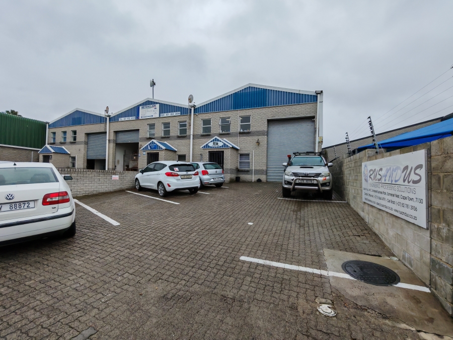 To Let commercial Property for Rent in Somerset West Business Park Western Cape